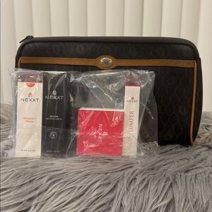 #9 CHRISTIAN DIOR - Honeycomb Logo Clutch